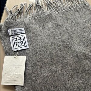 ToTeme Gray Wool Scarf brand new